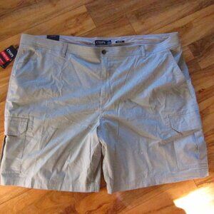 NWT- Mens CHAPS Gray Stretch Cargo Shorts Size 54